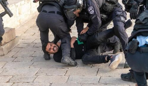 Forces of the Jewish Entity Attack Palestinians in Al-Aqsa for the Second Time